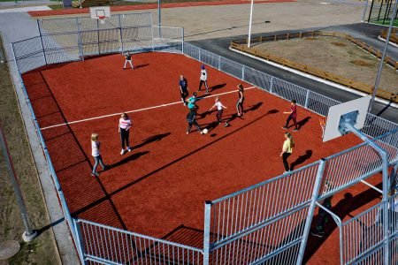 What-are-the-benefits-of-a-multi-sport-court_topslider
